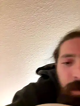 Snapshot of agitnizci13 chatting on December 2, 2024, 10:45 pm agitnizci13 online show from December 2, 2024, 10:45 pm