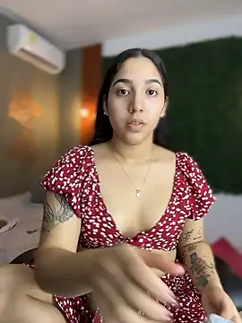 Snapshot of Amandanauty chatting on January 17, 2026, 6:18 am Amandanauty online show from January 17, 2026, 6:18 am