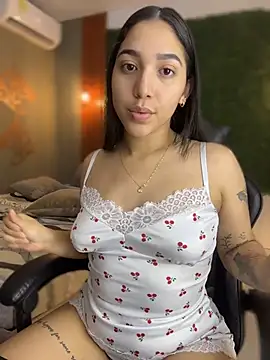 Snapshot of Amandanauty chatting on February 11, 2026, 6:40 am Amandanauty online show from February 11, 2026, 6:40 am