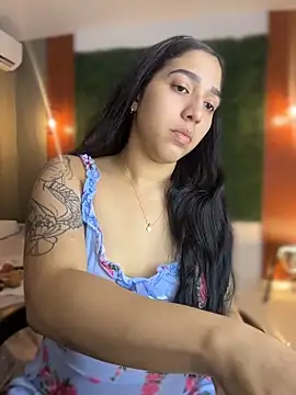 Snapshot of Amandanauty chatting on February 25, 2026, 4:11 am Amandanauty online show from February 25, 2026, 4:11 am