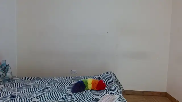 Snapshot of Estrella_sweett chatting on January 9, 2025, 11:24 pm Estrella sweett online show from January 9, 2025, 11:24 pm