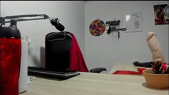 Scarlett Sen online show from March 17, 2025, 4:01 pm