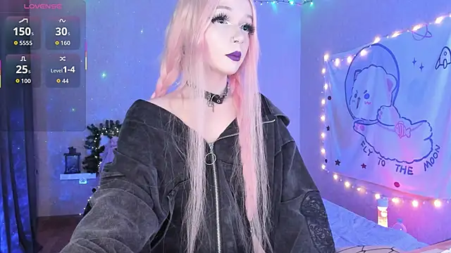 Misty Shadow online show from March 4, 2026, 10:05 pm