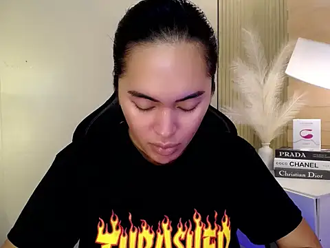 Snapshot of HeavenlyStar chatting on December 11, 2024, 12:44 pm HeavenlyStar online show from December 11, 2024, 12:44 pm