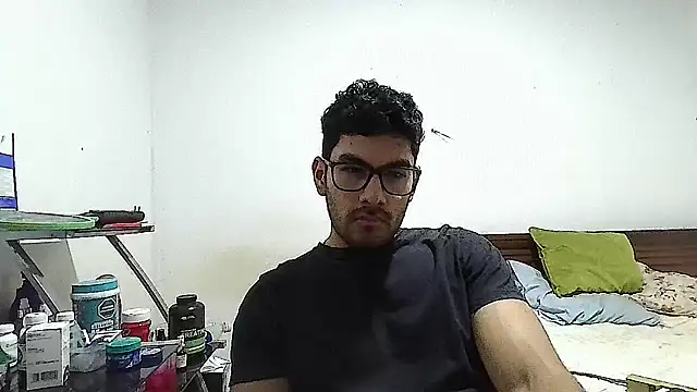 Snapshot of x-sebastian chatting on December 1, 2024, 8:42 pm x-sebastian online show from December 1, 2024, 8:42 pm