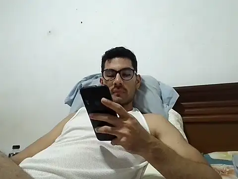 Snapshot of x-sebastian chatting on October 5, 2025, 7:12 pm x-sebastian online show from October 5, 2025, 7:12 pm