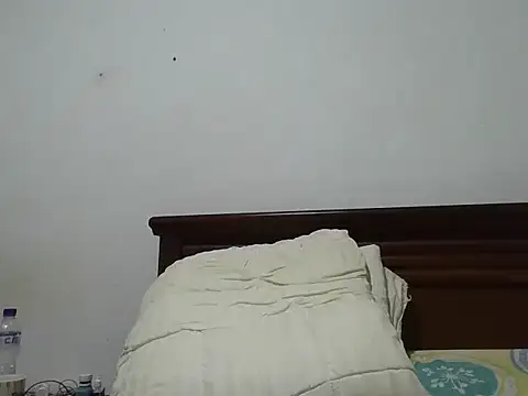 Snapshot of x-sebastian chatting on October 27, 2025, 1:20 am x-sebastian online show from October 27, 2025, 1:20 am