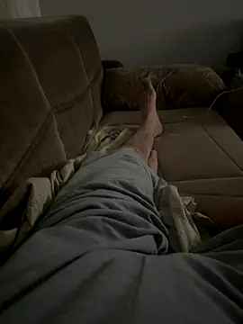 MAHKE12 online show from September 23, 2025, 9:51 pm