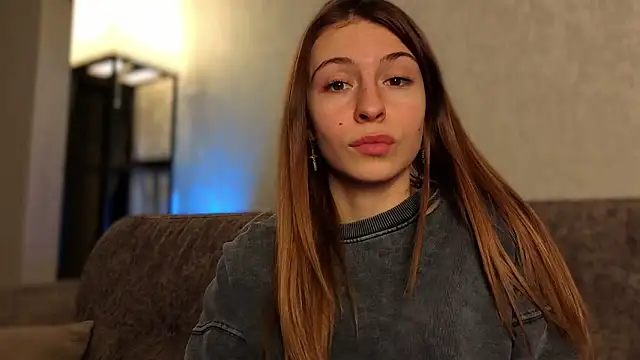 Snapshot of LovelyKatea chatting on February 5, 2026, 12:43 pm LovelyKatea online show from February 5, 2026, 12:43 pm