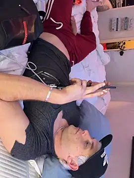 zack111g online show from January 12, 2025, 7:11 am