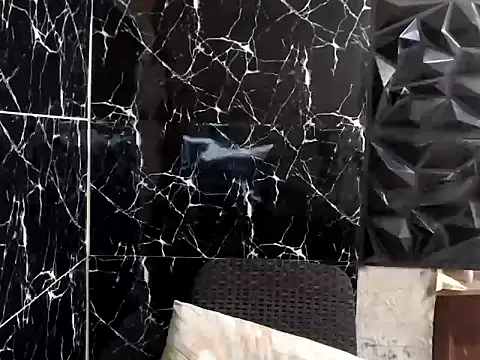 MissKeanna online show from February 5, 2025, 7:53 pm