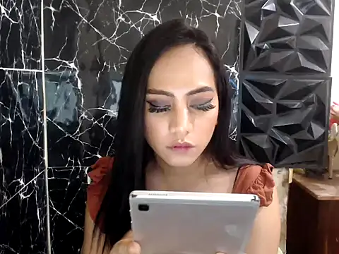 MissKeanna online show from February 11, 2025, 6:40 am