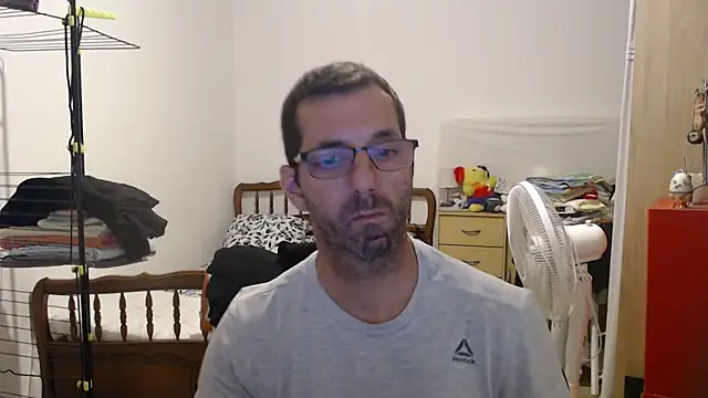 steph19x5 online show from September 17, 2025, 6:31 pm