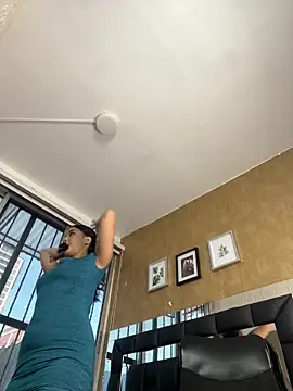 Little Amber6 online show from January 17, 2025, 9:17 pm