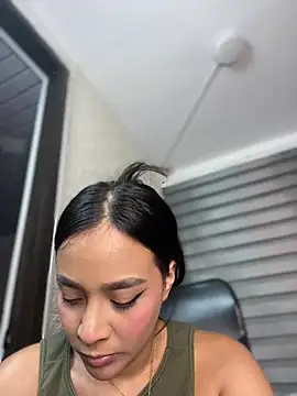 Little Amber6 online show from March 8, 2025, 11:28 pm