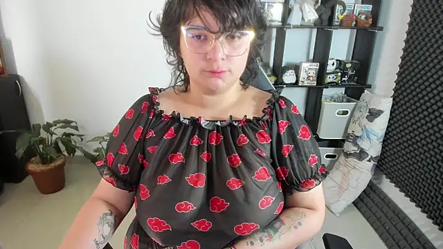 aika-dreams online show from February 2, 2025, 1:30 pm