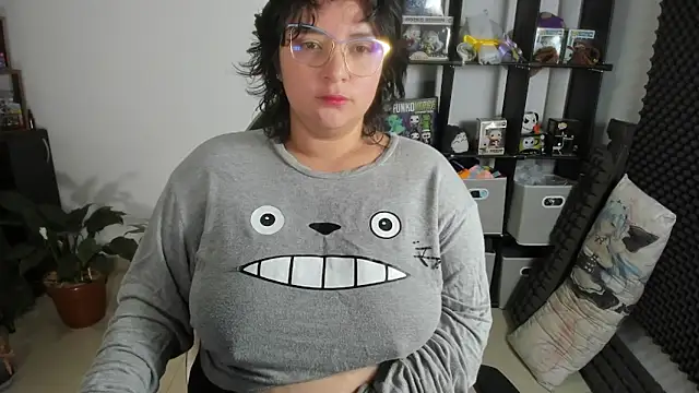 aika-dreams online show from March 14, 2025, 11:45 am