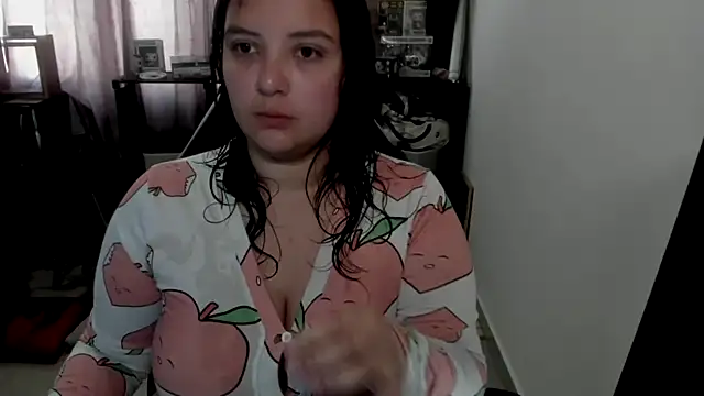 aika-dreams online show from May 20, 2026, 1:17 pm