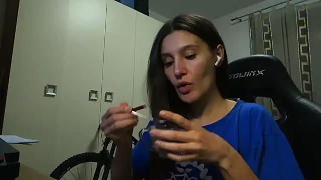 Snapshot of GodlyTheia chatting on December 14, 2024, 8:08 pm GodlyTheia online show from December 14, 2024, 8:08 pm