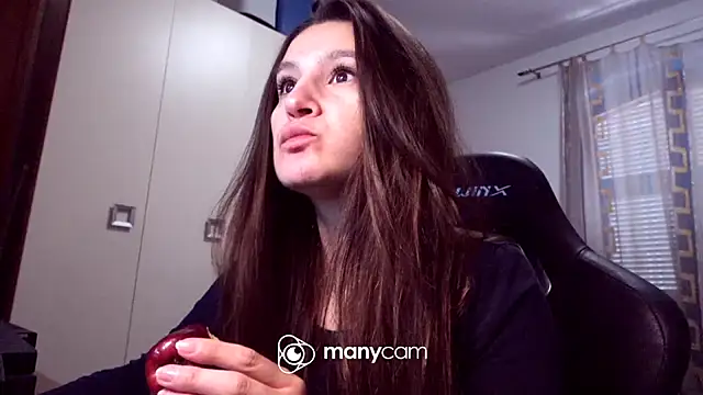 Snapshot of GodlyTheia chatting on January 13, 2025, 12:24 pm GodlyTheia online show from January 13, 2025, 12:24 pm