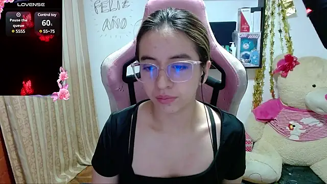 Maggie Fox3 online show from January 5, 2025, 4:47 am