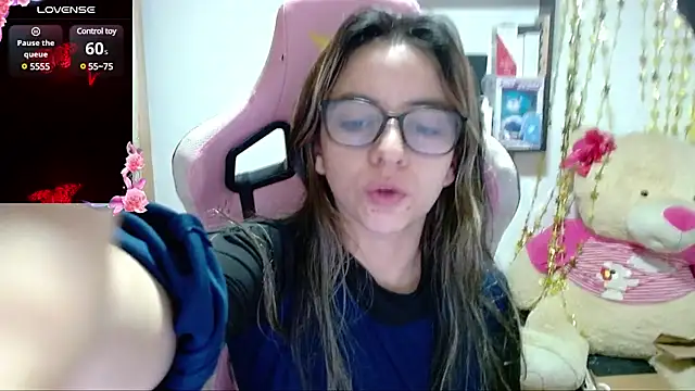 Maggie Fox3 online show from February 1, 2025, 3:41 am