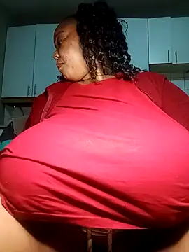 Lovelyboobs01 online show from March 16, 2025, 9:37 pm