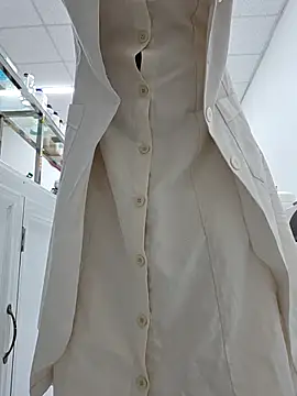 HinaLovely online show from April 1, 2026, 3:29 am