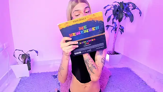 Varya Ferreira online show from April 7, 2026, 7:42 am