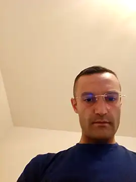 Snapshot of enricso chatting on September 21, 2025, 12:18 pm enricso online show from September 21, 2025, 12:18 pm