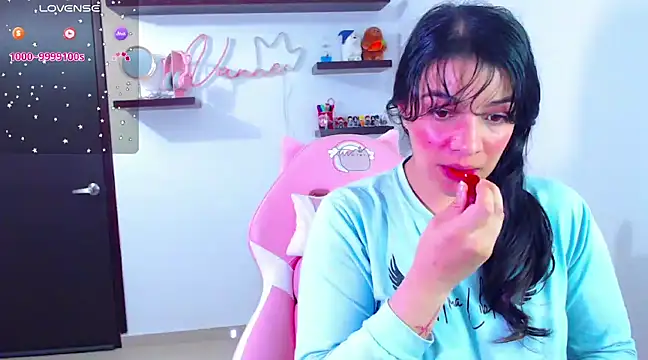 Vannessa  Shy online show from February 6, 2025, 10:53 pm