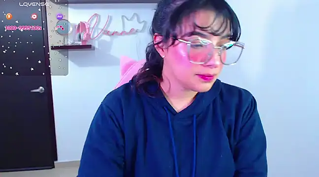 Vannessa  Shy online show from February 13, 2025, 10:00 pm