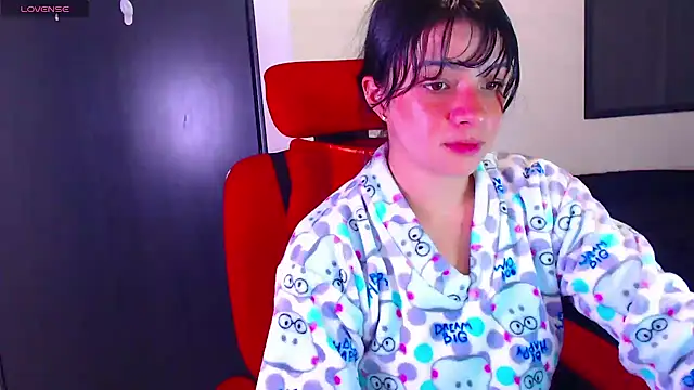 Vannessa  Shy online show from October 13, 2025, 10:54 pm