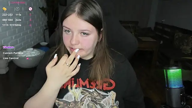 XNirvanaX online show from April 1, 2026, 3:18 am