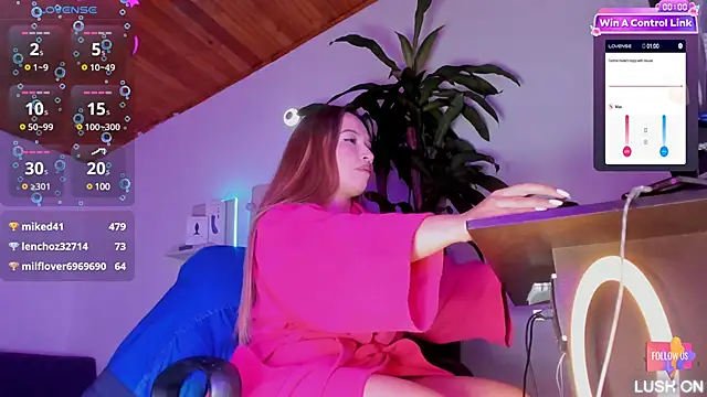 Snapshot of _asscutebig_ chatting on January 12, 2025, 9:19 am  asscutebig  online show from January 12, 2025, 9:19 am