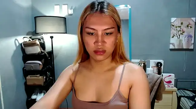 luxxy grand online show from January 14, 2025, 8:20 am