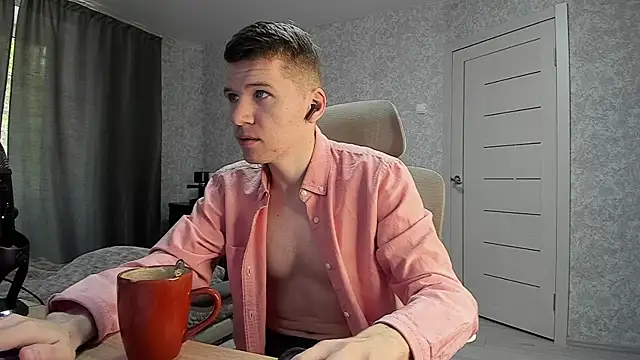 Bananas dick online show from April 28, 2026, 6:07 am