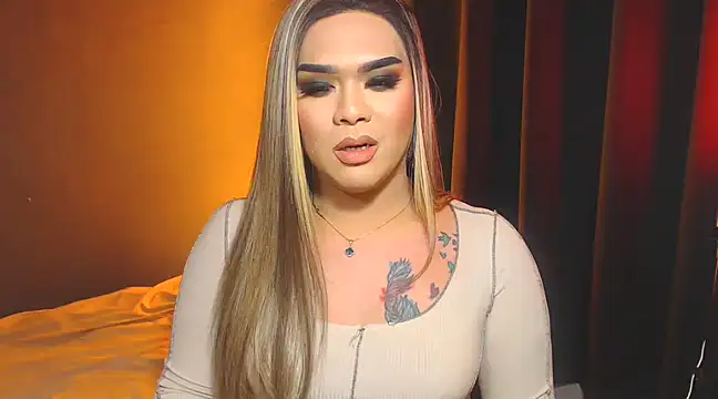 Snapshot of VictoriaEliz chatting on January 16, 2025, 12:02 am VictoriaEliz online show from January 16, 2025, 12:02 am