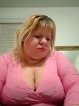 JemJensen30 online show from May 13, 2026, 2:53 am