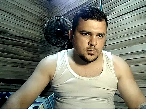 Snapshot of Arcangel_05 chatting on February 28, 2026, 5:41 am Arcangel 05 online show from February 28, 2026, 5:41 am