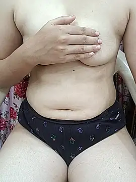 Snapshot of couple__telugu chatting on November 11, 2025, 4:56 am couple telugu online show from November 11, 2025, 4:56 am