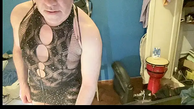 Snapshot of Fabrissi chatting on March 18, 2025, 8:25 am Fabrissi online show from March 18, 2025, 8:25 am