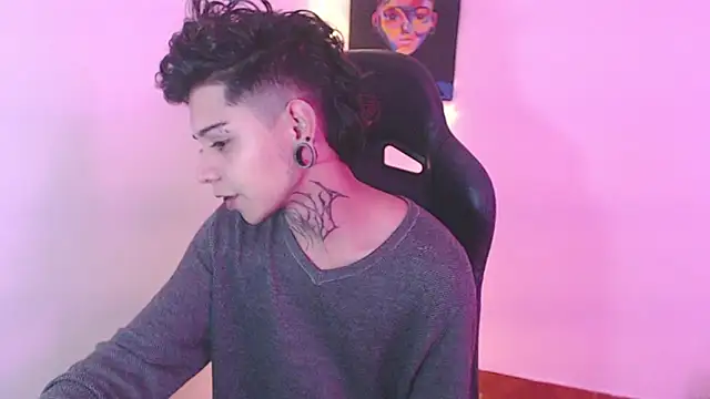 Snapshot of saad_man chatting on December 31, 2024, 4:06 am saad man online show from December 31, 2024, 4:06 am