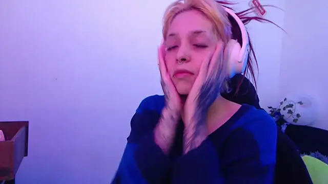 Snapshot of MaryJannes chatting on December 5, 2025, 7:54 pm MaryJannes online show from December 5, 2025, 7:54 pm