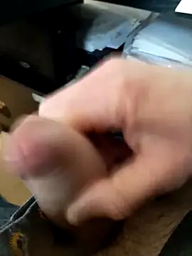 Snapshot of Alex_7422 chatting on March 25, 2026, 11:16 am Alex 7422 online show from March 25, 2026, 11:16 am