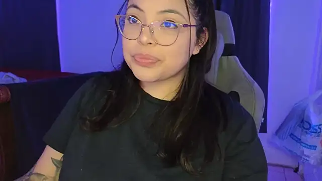 drizzypeach602 online show from November 27, 2025, 4:03 am