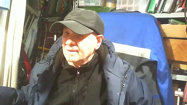 nonnomaturobisex online show from December 19, 2025, 8:21 am