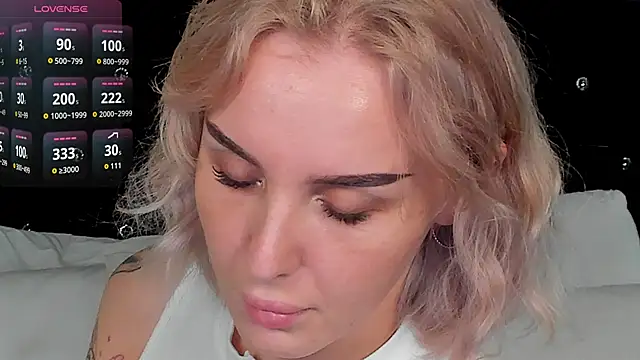 LianaFord online show from October 11, 2025, 10:52 pm