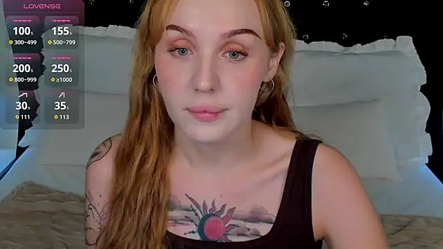 LianaFord online show from November 21, 2025, 11:47 pm