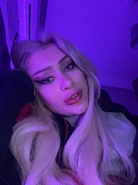 JennaLinn online show from January 3, 2025, 4:27 pm